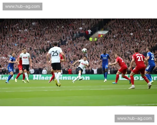 蓝与绿的碰撞:大阪钢巴与仙台维加的绿茵激情对决